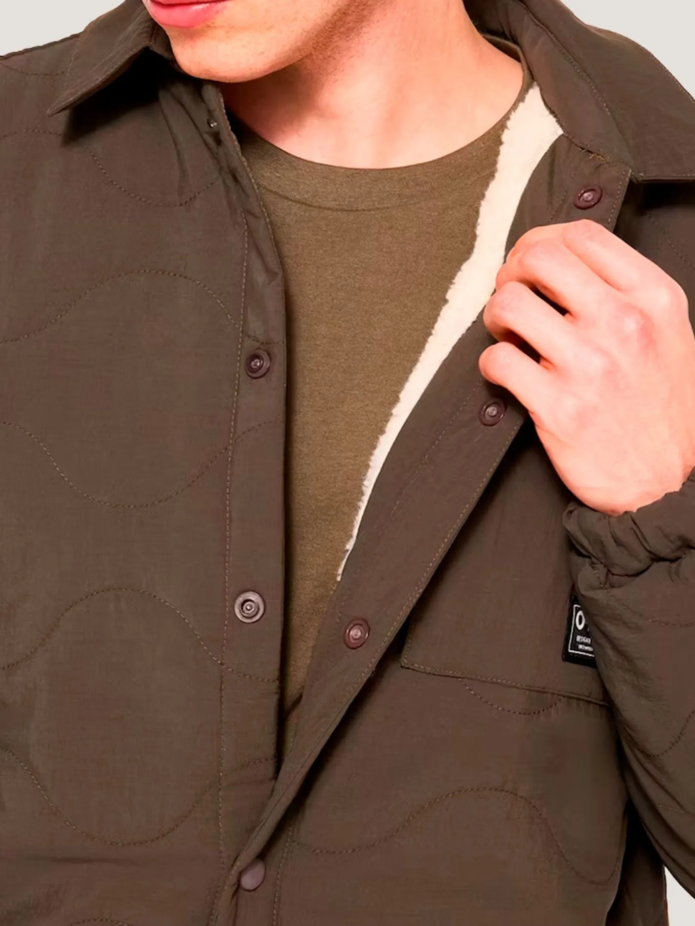 CASACA OAKLEY HOMBRE QUILTED SHERPA JACKET