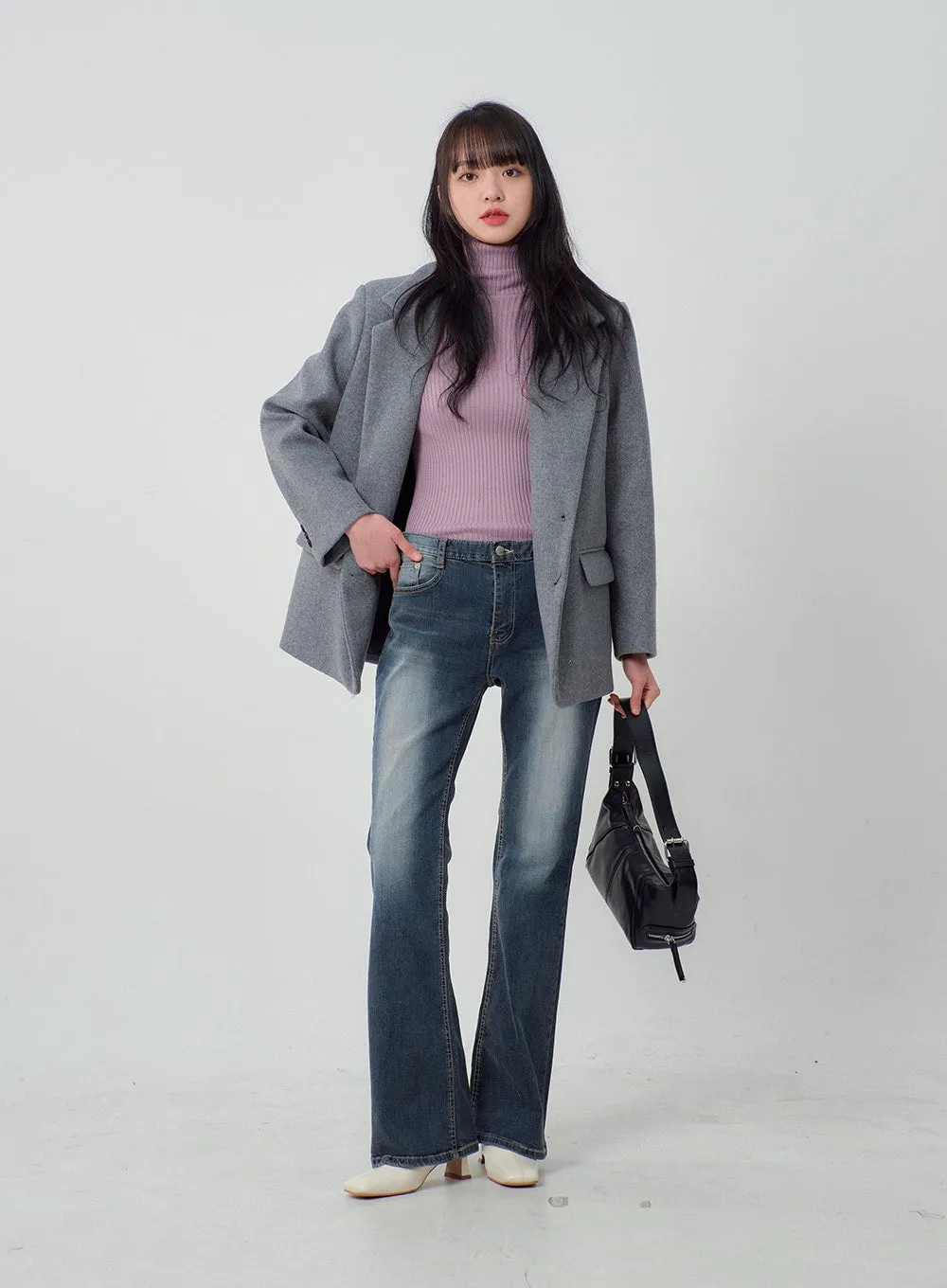 Mid-Rise Bootcut Jeans OJ318