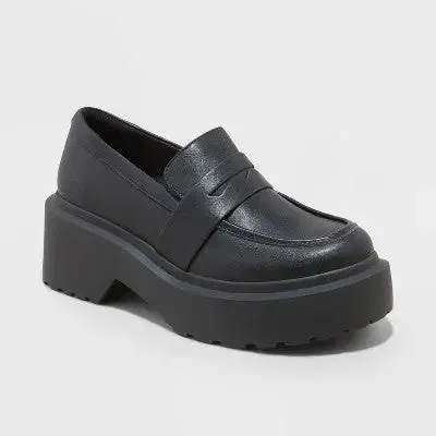 Wild Fable Women Slip-On Loafer Platform Low Heel Leather Memory Foam Insole